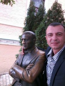 Артем друг на час Киев 1