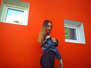 Знакомства Москва Полина собеседник на час 088880