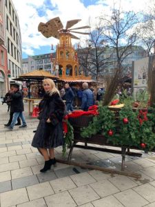 Знакомства Москва Таня собеседник на час 63547