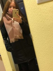 Знакомства Москва Виктория собеседник на час 0933091