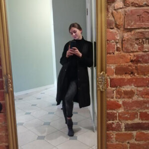 Знакомства Yekaterinburg Ekaterina собеседник на час 54981