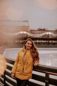 Знакомства Санкт-Петербург Виктория собеседник на час 131199789