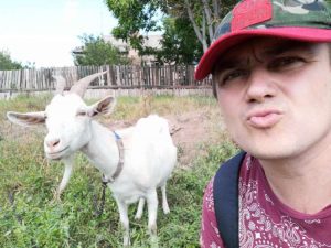 Знакомства Кривой Рог Максим собеседник на час 440123753