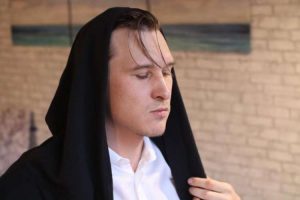 Знакомства Москва Анатолий собутыльник на час 60901