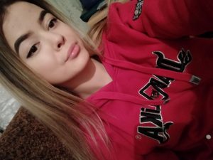 Знакомства Одесса Анюта собутыльник на час 67081