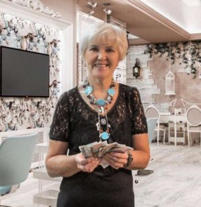 Знакомства Рыбинск Лариса собеседник на час 73602