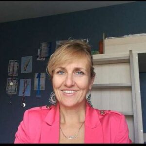 Знакомства Саратов Анна собеседник на час 6329