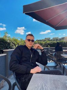 Знакомства Таллин Vitalii собеседник на час 62047