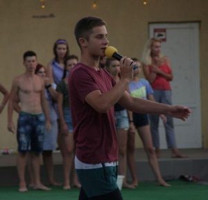 Знакомства Днепр Каменское Андрей собутыльник на час 74172