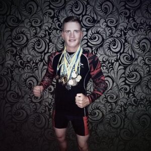 Знакомства Харьков Тарас собутыльник на час 8510