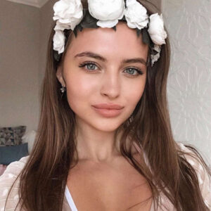 Знакомства Киев Лолита собеседник на час 8215