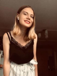 Знакомства Москва Анна собутыльник на час 88951