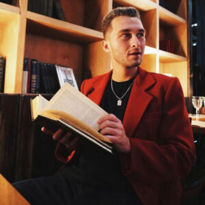 Знакомства Москва Виталий собеседник на час 7673