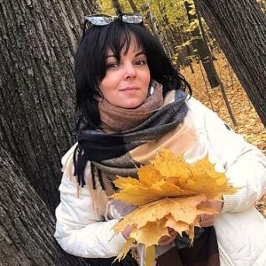 Знакомства Москва Юлия собеседник на час 9017