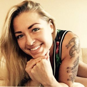 Знакомства Москва Юлия собеседник на час 9170