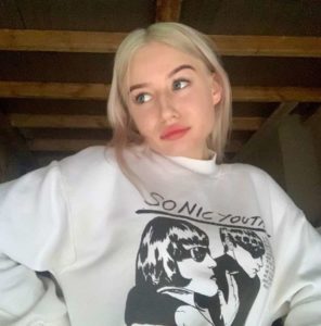 Знакомства Одесса Николь собутыльник на час 8823