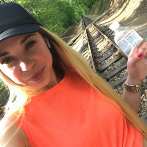 Знакомства Харьков Анна собеседник на час 9799