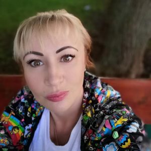 Знакомства Харьков Марина собеседник на час 10244