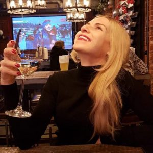 Знакомства Москва Полина собутыльник на час 10231