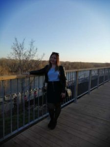 Знакомства Оренбург Ирина собеседник на час 102201