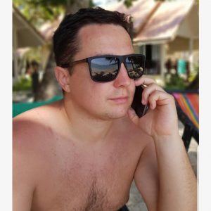 Знакомства Киев Максим собеседник на час 12353