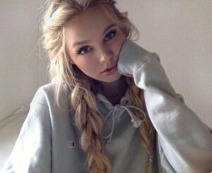 Знакомства Каменское Рита собеседник на час 12897