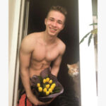 Знакомства Киев Олег собутыльник на час 12997