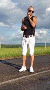 Знакомства Лунден Роман собеседник на час 128991