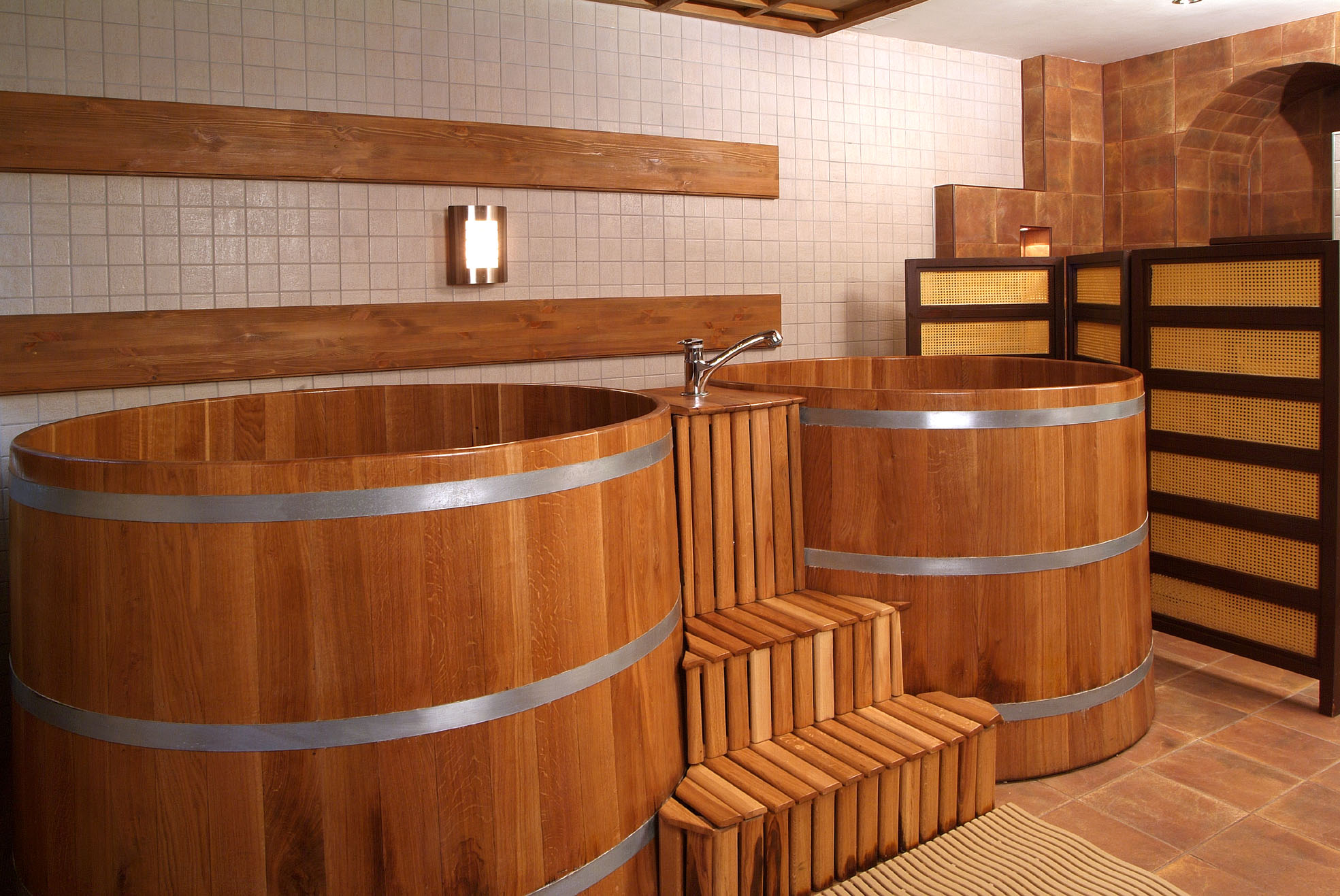 Лучшие бочки купели для сауны и бани: обзор и рекомендации 1