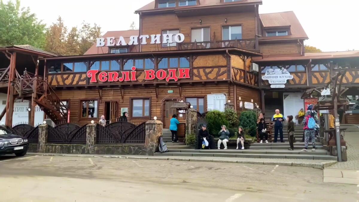 Велятино цілющі теплі води та комфортний відпочинок у готелі Зірка Давида 1